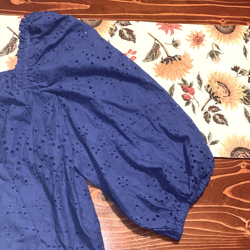 City chic royal blue eyelet puff sleeve blouse - Picture 5 of 7